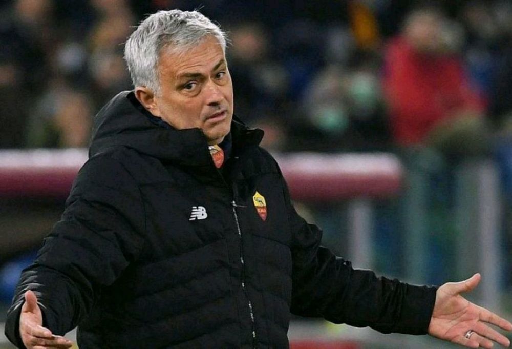  穆里尼奥率罗马逆转强敌重返争四行列  