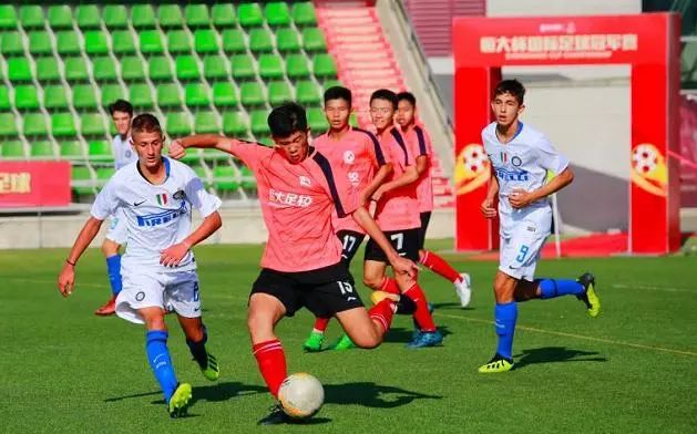  摩纳哥青训新星闪耀国家队首秀  