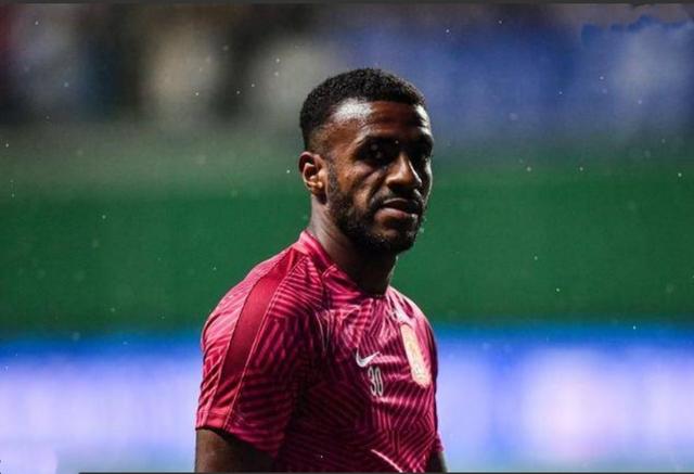  门兴格拉德巴赫战平保级对手  