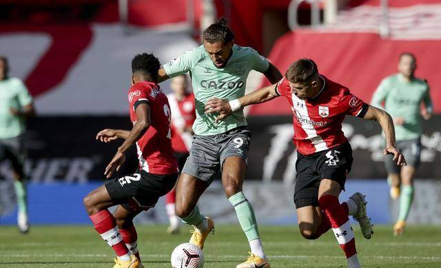  伊萨克独中两元纽卡斯尔联客场力擒阿斯顿维拉