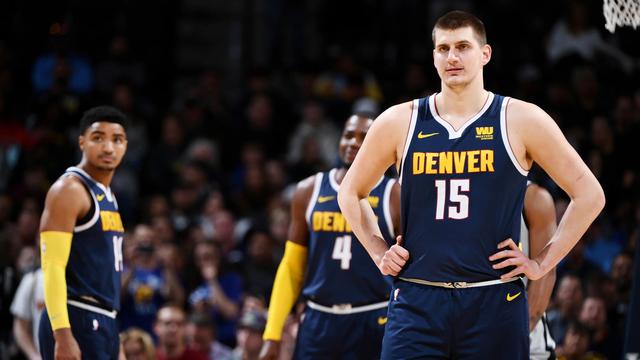  约基奇统治内线掘金主场大胜森林狼显威力